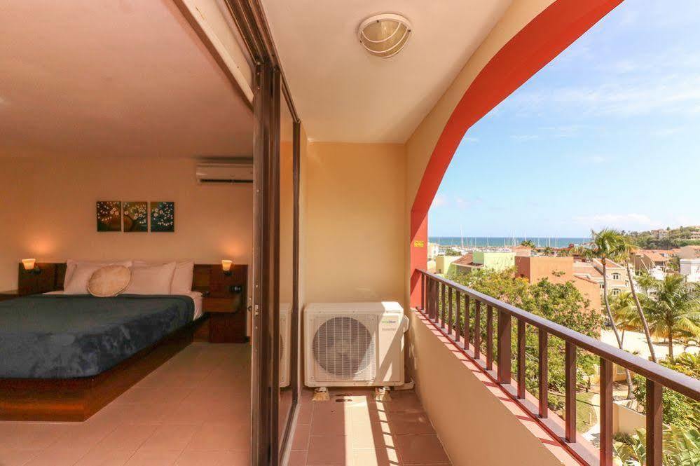 The Plaza Suites Humacao Exterior foto