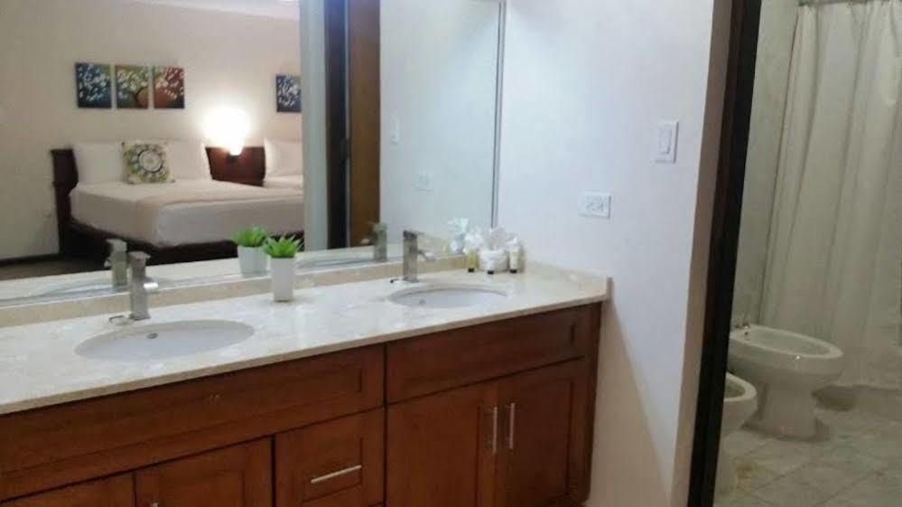 The Plaza Suites Humacao Exterior foto
